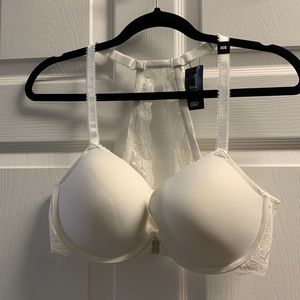 Torrid front fastening bra 40b